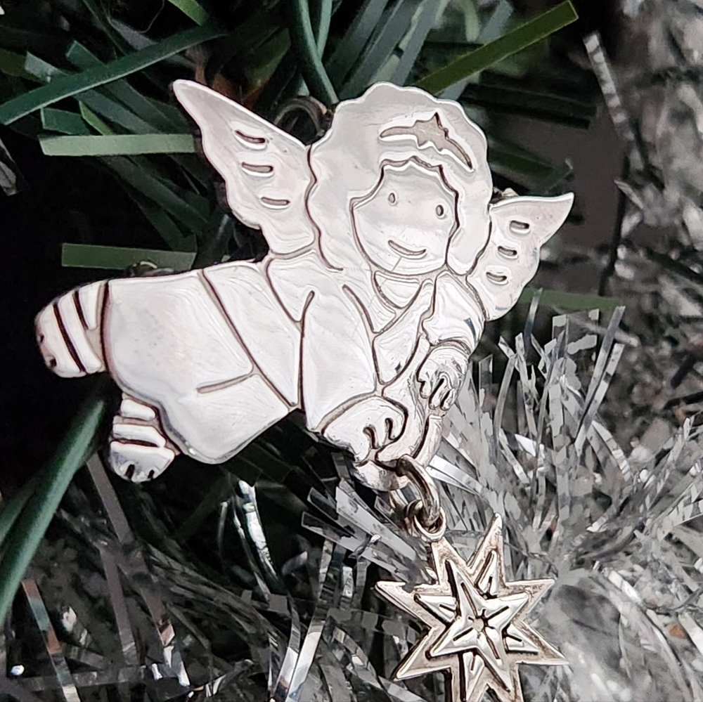 Vintage I.W. MEXICO Christmas Star ANGEL Brooch Pin 925 Sterling Silver Pendant